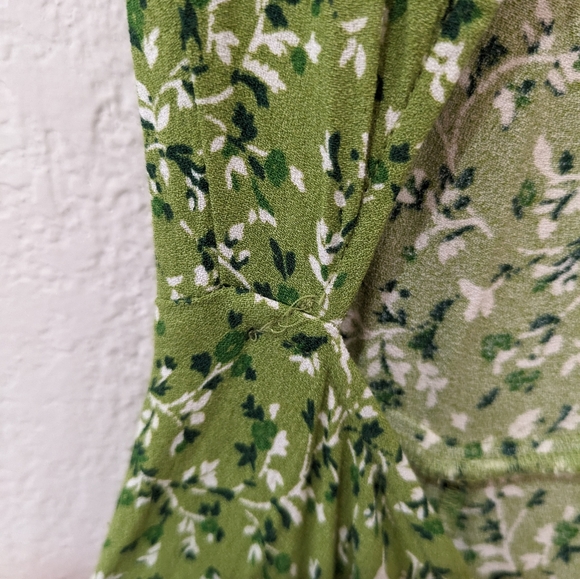 Reformation Gavin Green Midi Dress - Samantha - Size 6 - open to trade for an 8 - Picture 4 of 9